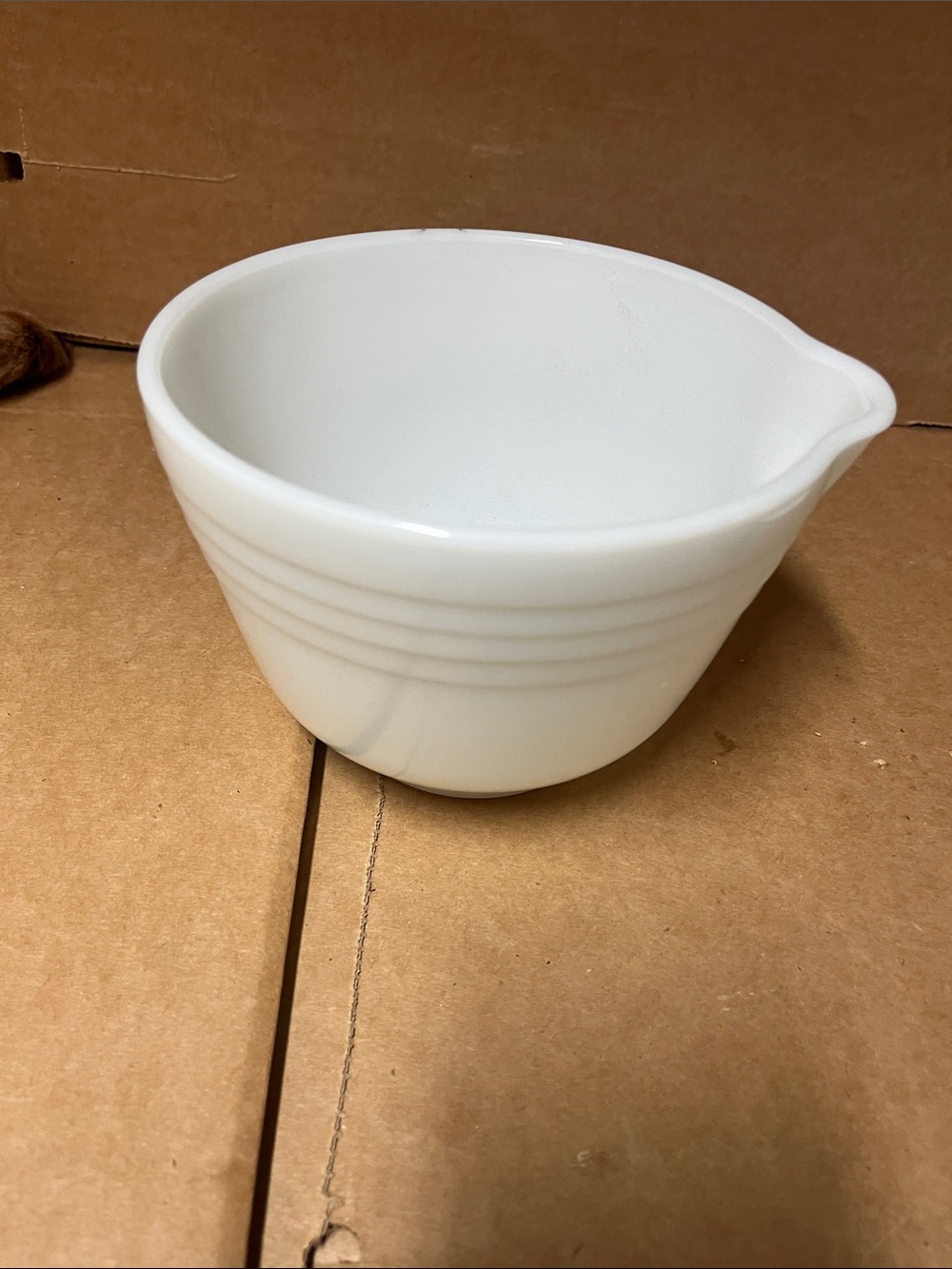 White Glass Mixing Bowl Pour Spout and Ribbed Detail